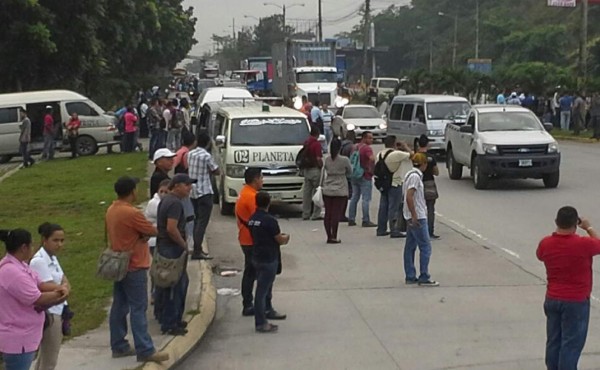 Transportistas suspenden paro en Honduras y van al diálogo