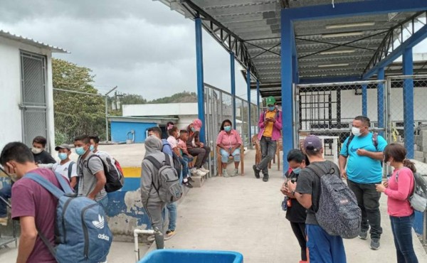 Segunda caravana de migrantes hondureños en 2021 ya deja 310 retornados