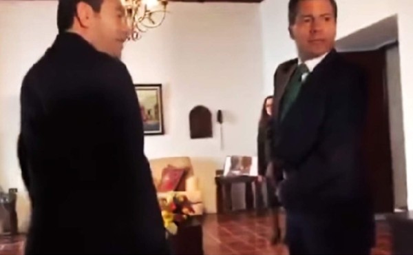 Polémica por el arma que supuestamente porta Peña Nieto