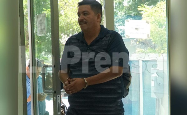 Dictan medidas sustitutivas a falso abogado