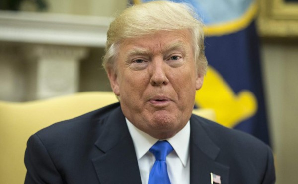 Trump se considera reivindicado pese al duro ataque de su exdirector del FBI