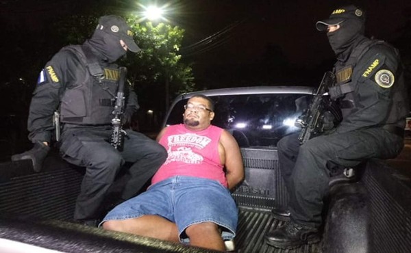 Capturan a un taxista sospechoso de extorsionar a sus compañeros