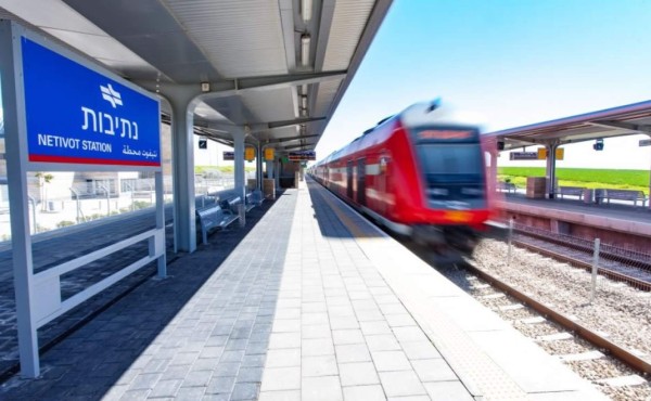 Israel dará el nombre 'Donald Trump' a estación de tren que construye en Jerusalén