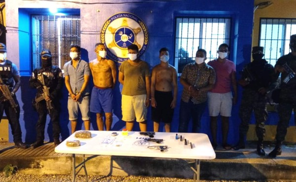 Caen a seis supuestos pandilleros tras tiroteo contra policías en La Ceiba