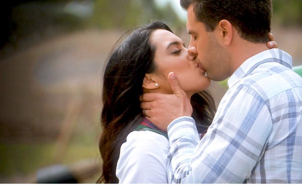 Descubre como besas según tu signo