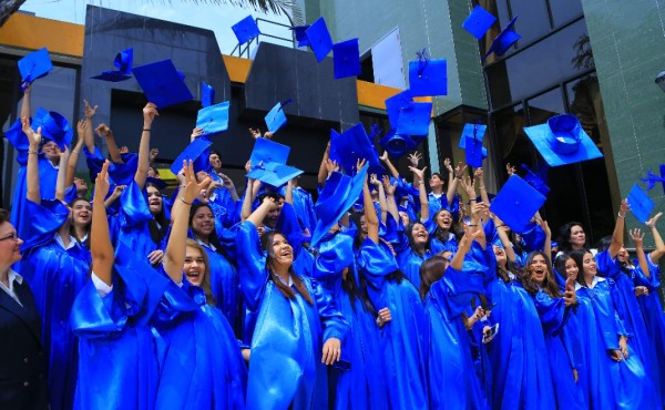 Desayuno de la Academia Americana