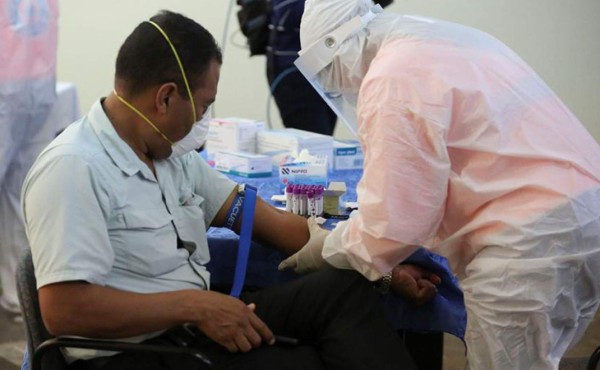 Unos 18 comunicadores hondureños han contraído COVID-19