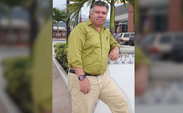 'Si no fuera caricaturista sería taxista”: Allan Mcdonald