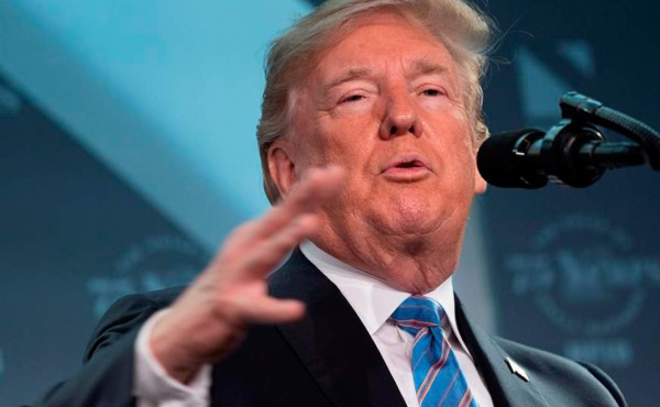 Trump llamó 'fracasados' a estadounidenses muertos en guerras, según Atlantic