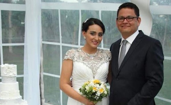 Así fue la boda del ministro de Educación, Marlon Escoto