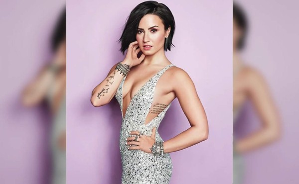 Demi se ríe por la filtración de sus fotos íntimas