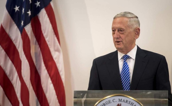 Estudiante de secundaria consigue entrevista con jefe del Pentágono