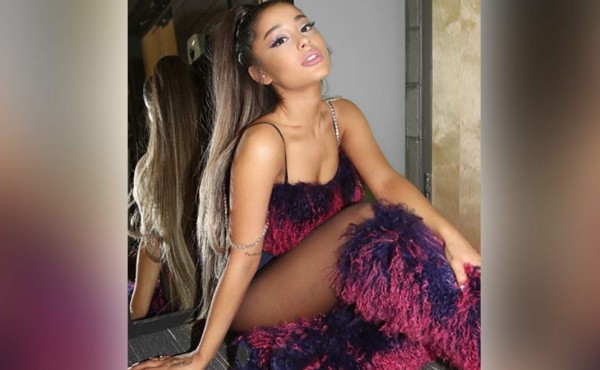 Ariana Grande rinde homenaje a Mac Miller en el inicio de su gira mundial