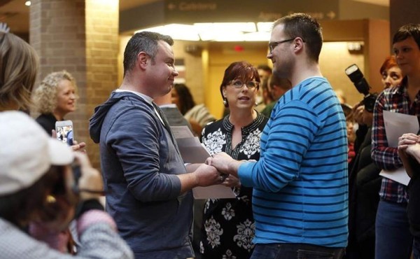 Homosexuales ya pueden casarse en Alabama