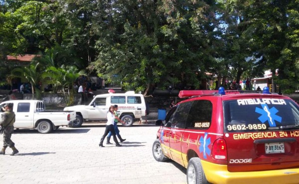 La mujer, a pesar de resultar herida de bala, manejó la camioneta hasta el Mario Catarino Rivas de San Pedro Sula.