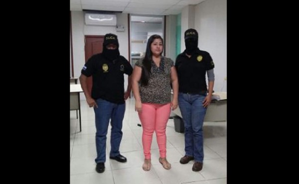 Capturan a mujer supuestamente ligada a los hermanos Valle