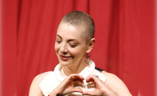 Edith Gonzáles regresa a los escenarios  