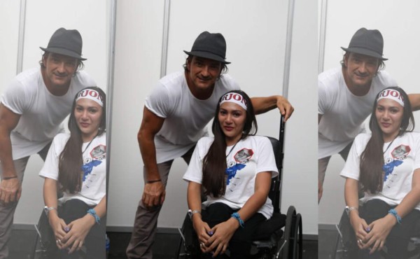 Dania Paz 'lloró” en los brazos de Ricardo Arjona