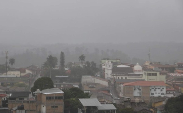 Mucha lluvia dejará el nuevo frente frío en Honduras
