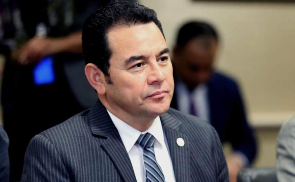 Denuncian a Jimmy Morales por supuestos abusos sexuales contra 12 mujeres