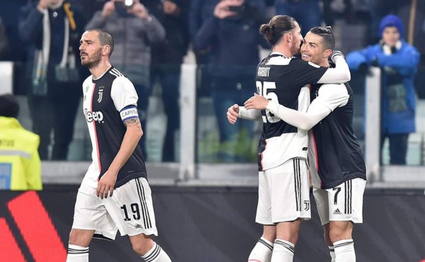 El fútbol italiano se resiste a cerrar pese a presiones de Gobierno