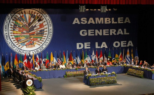 ¿Y la OEA? Ni México ni EEUU miran al organismo para mediar en su crisis
