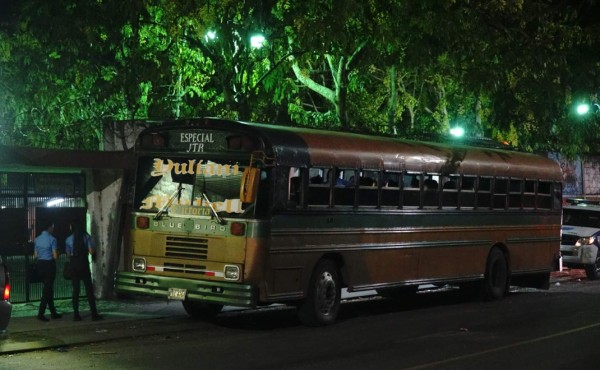 Estudiantes del JTR tienen pocas esperanzas de estudiar en la jornada nocturna