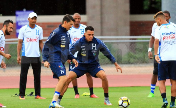 ¡DE LOCOS! Las agendas Honduras y México antes del duelo en Phoenix