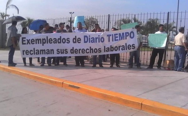 Exempleados de Tiempo piden juicio expedito por sus prestaciones laborales