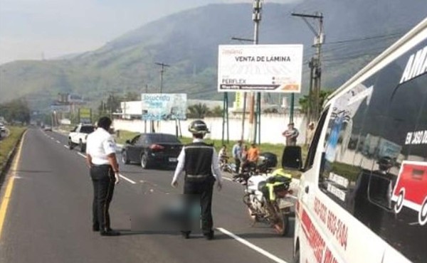 Migrante hondureño muere al caer de vehículo que viajaba en Guatemala