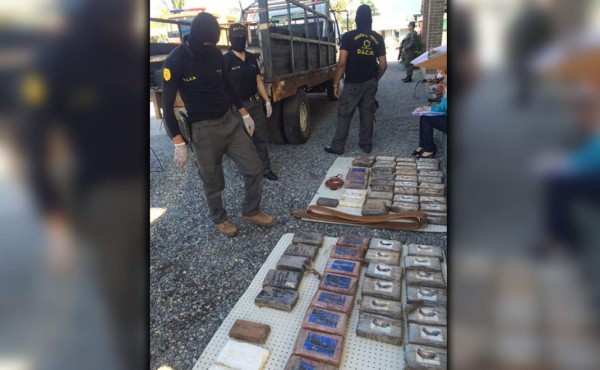Ocho meses después hallan 67 kilos de cocaína más en camión decomisado