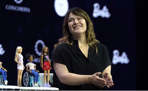 Mattel lanza línea de muñecos de 'género inclusivo'