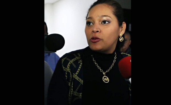 Suspenden juicio de exjueza Caballero