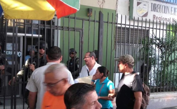 Se han suspendido las atenciones a los contribuyentes por el proceso de despido de empleados.