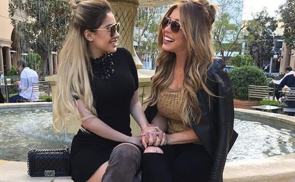 Alexa Dellanos desata bajas pasiones con sensual leggins