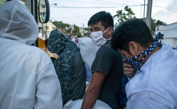 Más de 27,000 migrantes centroamericanos regresaron a sus países por la pandemia
