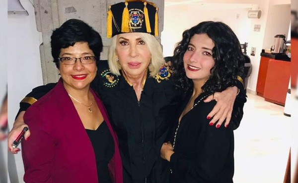 Bozzo demandará a quienes dicen que pagó por doctorado honoris