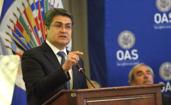 Presidente Hernández diserta en la OEA sobre seguridad