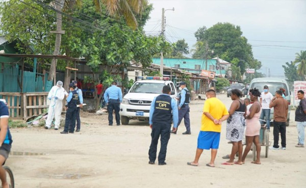 Sujetos en bicicleta matan a una mujer en colonia Pradera