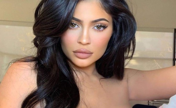 Kylie Jenner dona 1 millón para combartir COVID-19 en hospitales de California