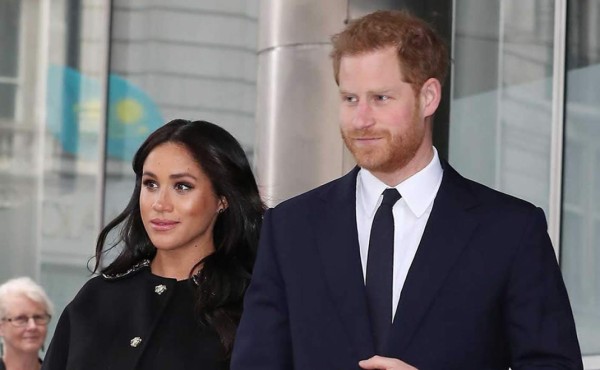 Bebé de Meghan y Harry ya nació, apuntan los fans