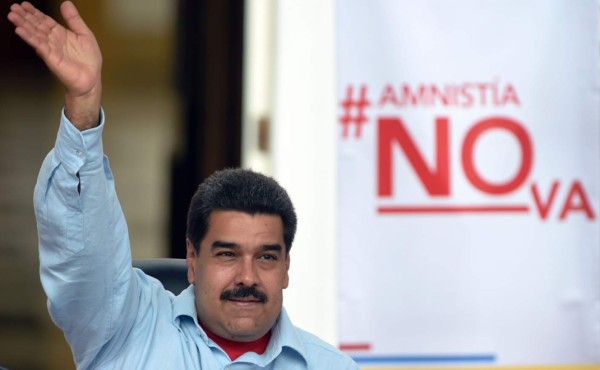 España reacciona luego de que Maduro tildara de 'basura' a Rajoy
