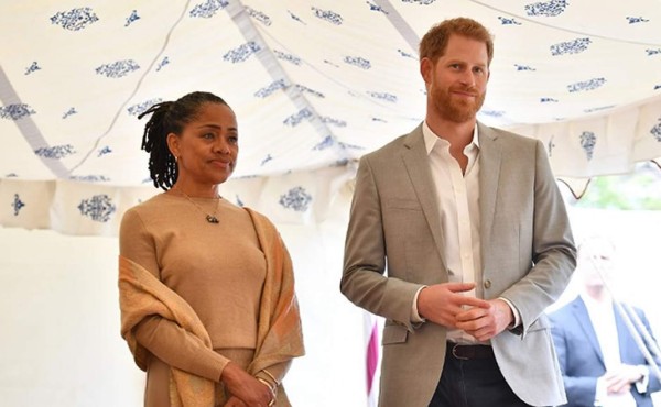 Madre de Meghan Markle, Doria Ragland, rechaza invitación de reina Isabel II