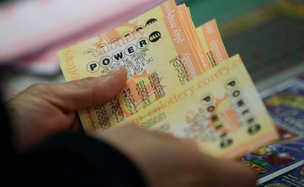 La lotería Powerball de EUA juega el segundo premio más grande de su historia  