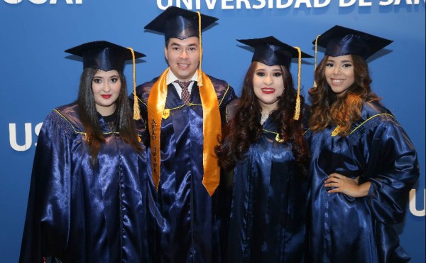 Graduación de Universidad de San Pedro Sula