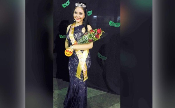 Sampedrana es la palillona más bella del 2018, según lectores de LA PRENSA