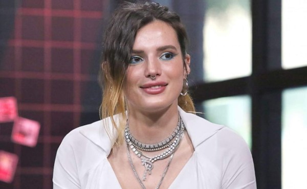 Bella Thorne rompe en llanto ante críticas de Whoopi Goldberg a sus fotos hackeadas
