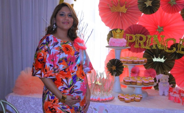 Fiesta maternal para Cynthia Cálix de Juárez