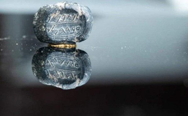 Hallan en Jerusalén un sello de 2.600 años perteneciente a un eunuco mencionado en la Biblia
