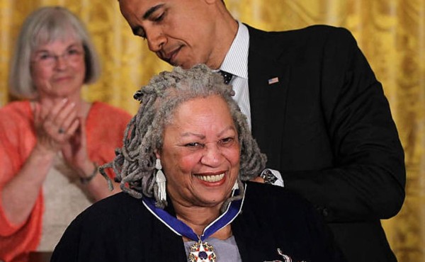 Muere Toni Morrison, ganadora del Nobel de Literatura 1993